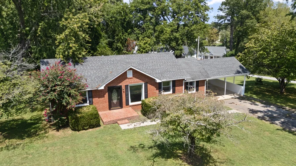 115 7th Ave NE Winchester, TN 37398