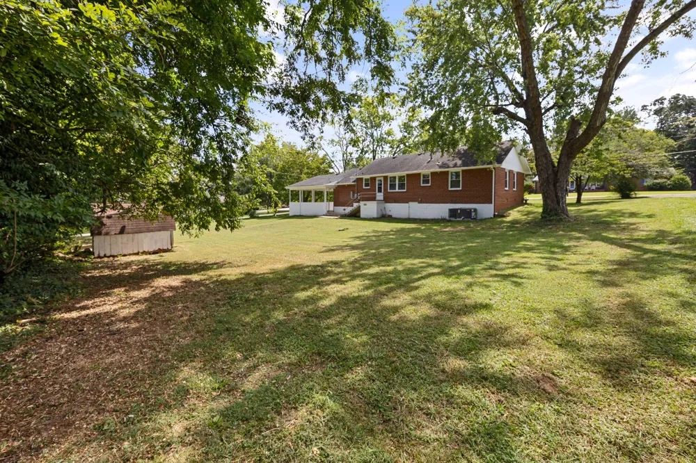 115 7th Ave NE Winchester, TN 37398