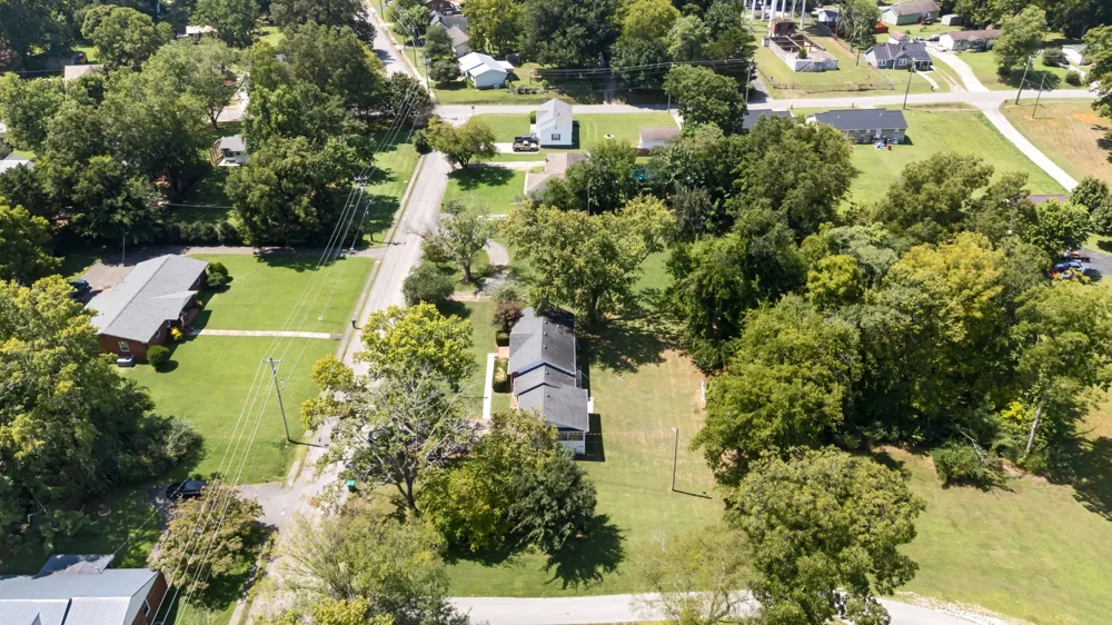 115 7th Ave NE Winchester, TN 37398