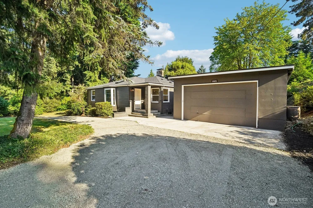 15825 SE 116TH STREET Renton, WA 98059