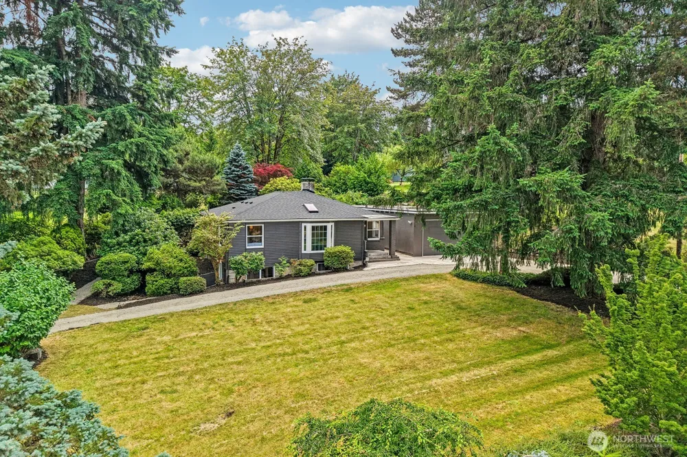15825 SE 116TH STREET Renton, WA 98059