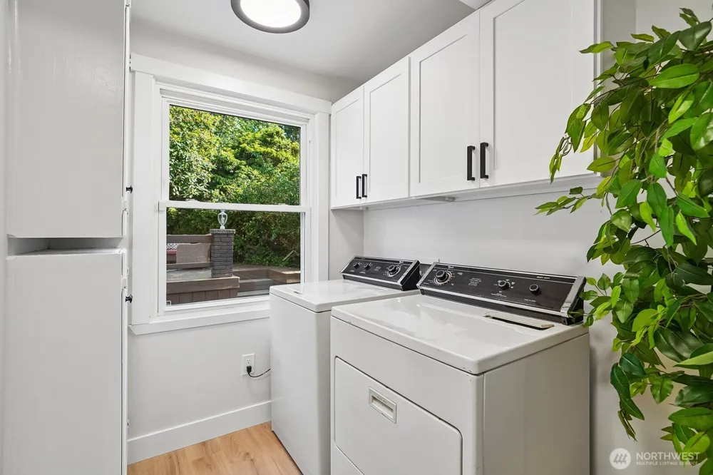 15825 SE 116TH STREET Renton, WA 98059