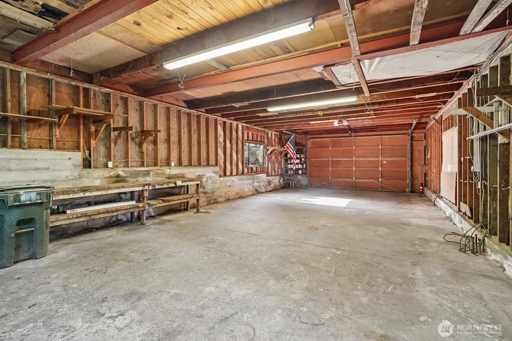 15825 SE 116TH STREET Renton, WA 98059