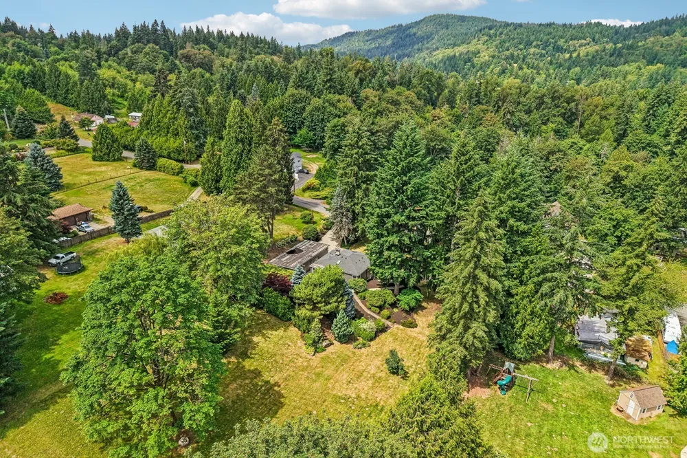 15825 SE 116TH STREET Renton, WA 98059