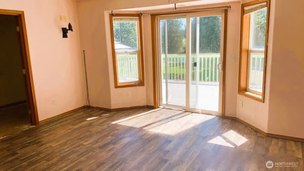 8418 358th Street S Roy, WA 98558