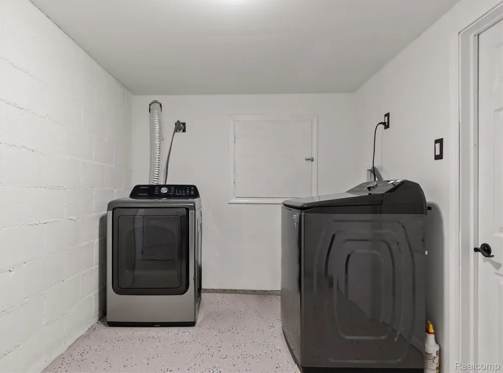 15500 Millar Road Clinton Charter Township, MI 48036