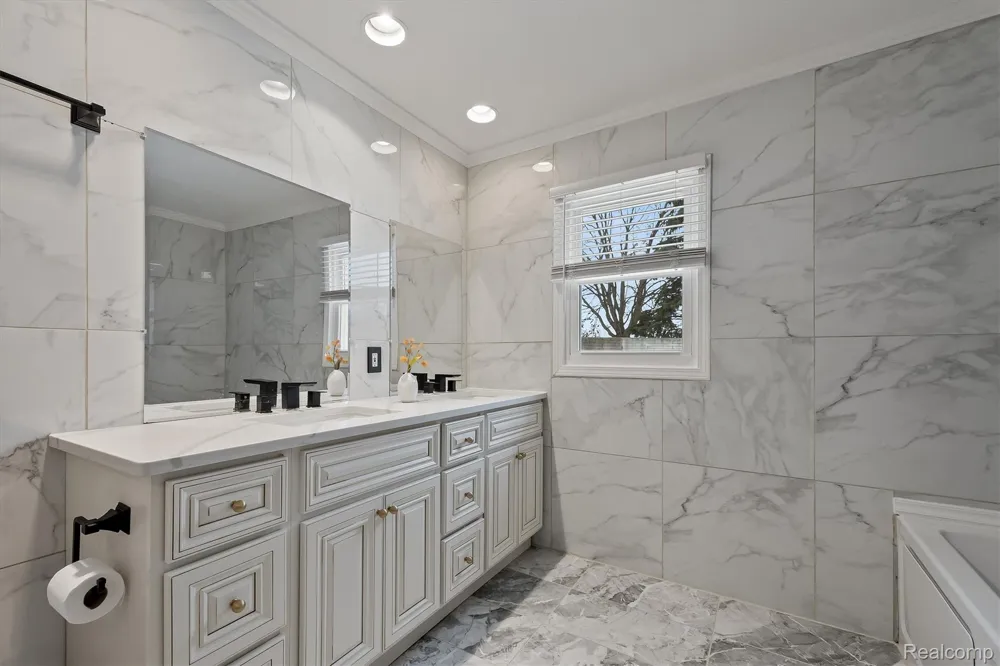 15500 Millar Road Clinton Charter Township, MI 48036