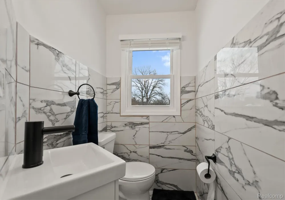 15500 Millar Road Clinton Charter Township, MI 48036