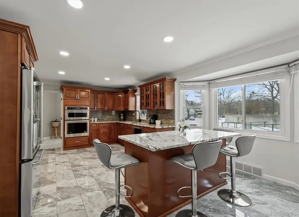 15500 Millar Road Clinton Charter Township, MI 48036