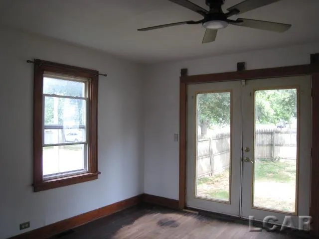 524 Ormsby Street Adrian City, MI 49221
