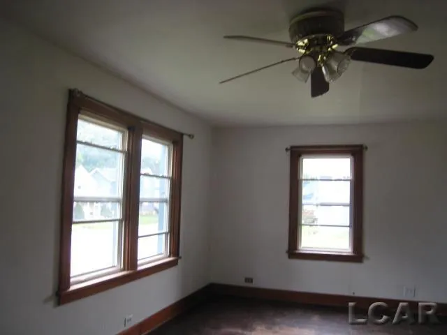 524 Ormsby Street Adrian City, MI 49221