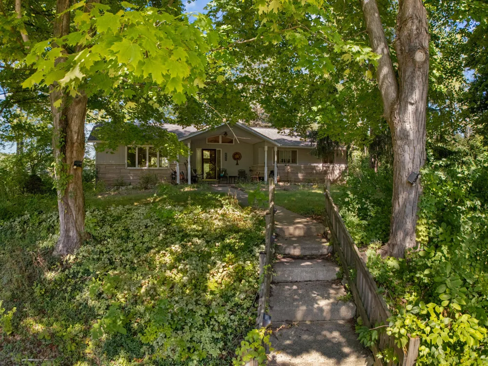 1560 S Hillsdale Road Hillsdale Township, MI 49242