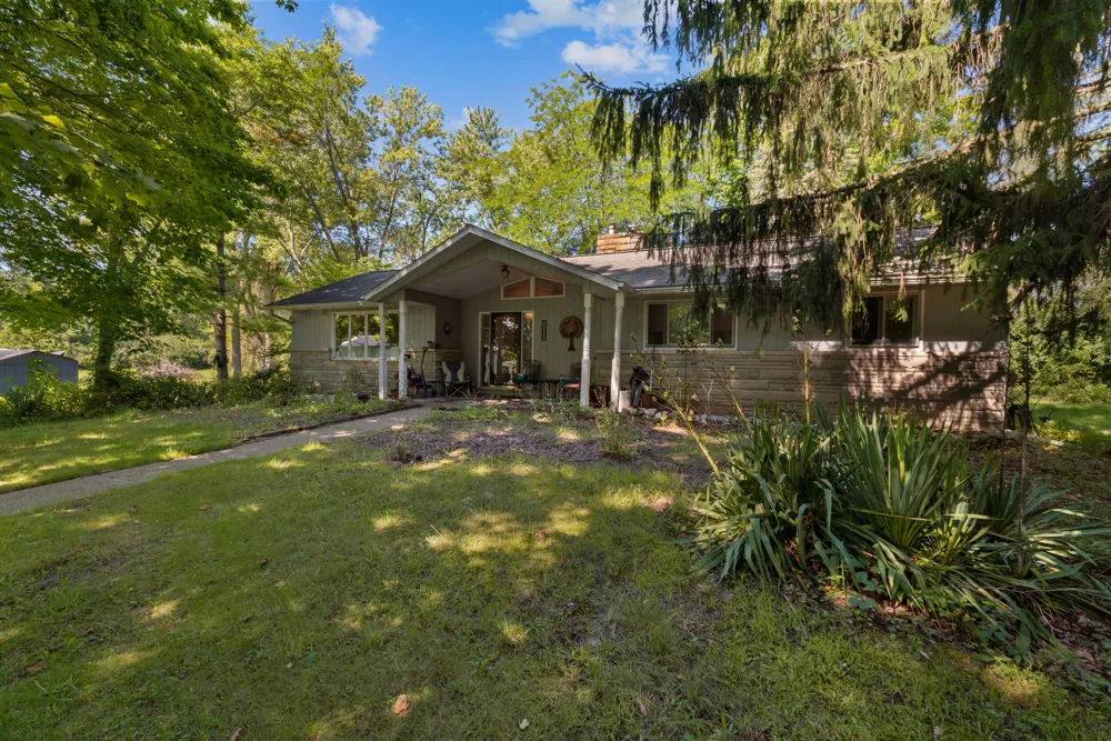 1560 S Hillsdale Road Hillsdale Township, MI 49242