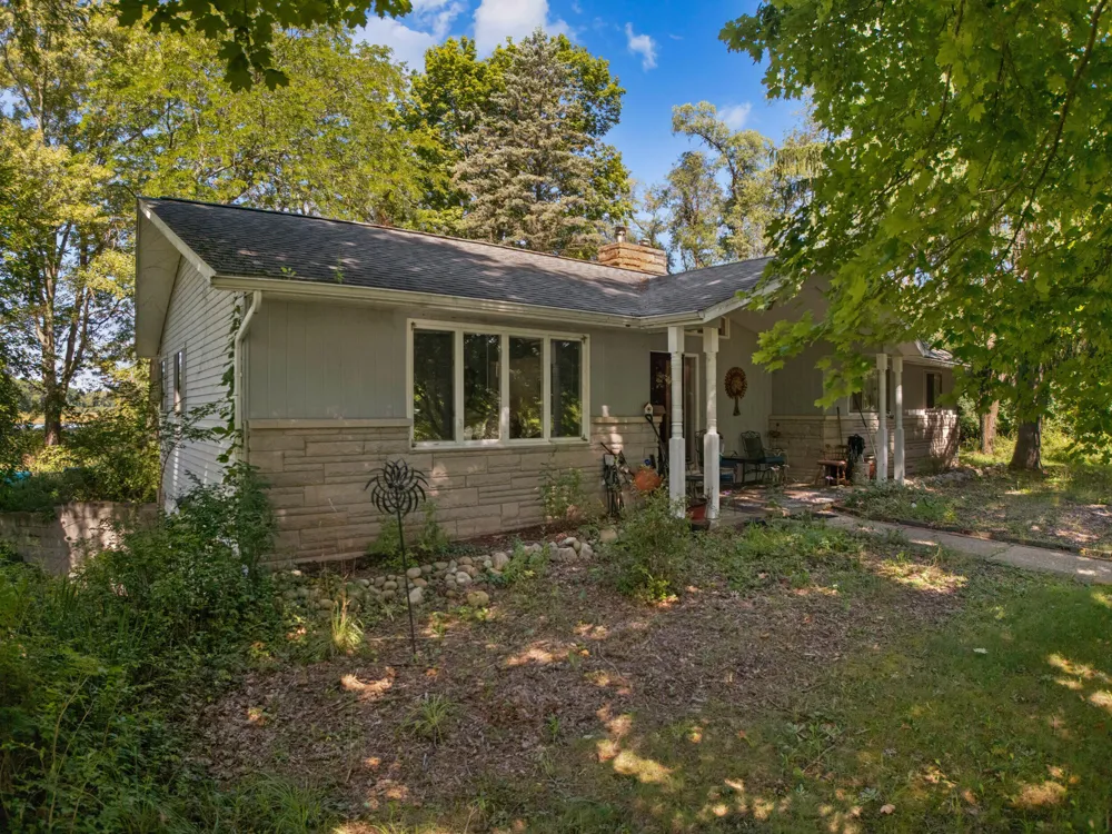 1560 S Hillsdale Road Hillsdale Township, MI 49242