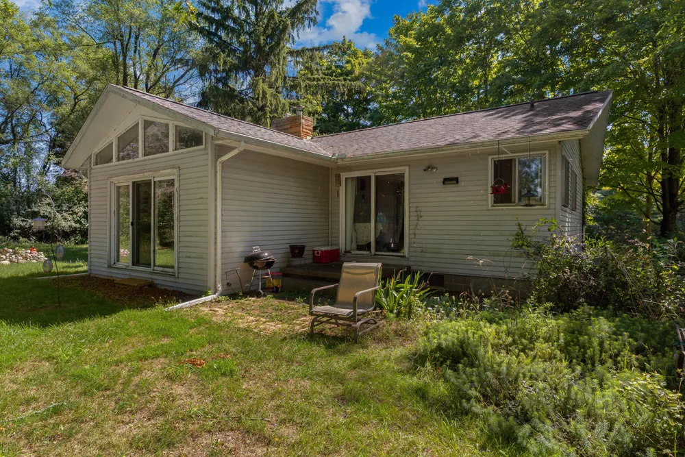 1560 S Hillsdale Road Hillsdale Township, MI 49242