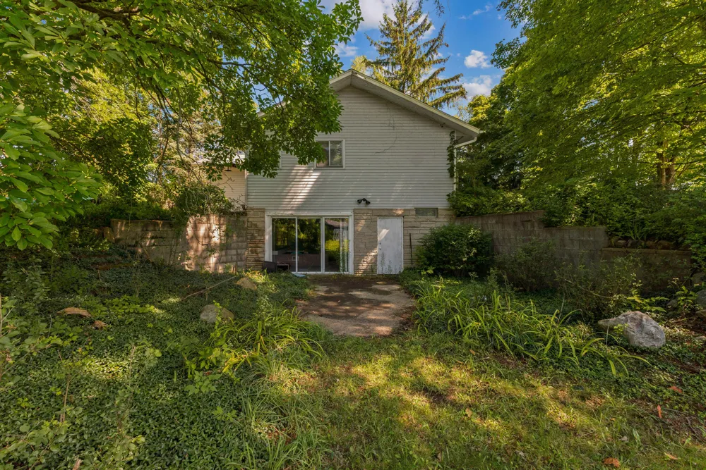 1560 S Hillsdale Road Hillsdale Township, MI 49242