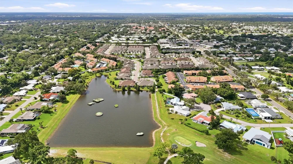 3664 COURSE DRIVE Sarasota, FL 34232