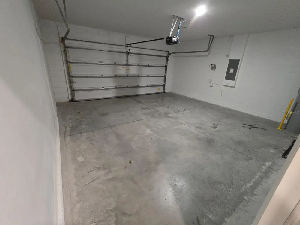 513 NICKEN GROVE Davenport, FL 33837