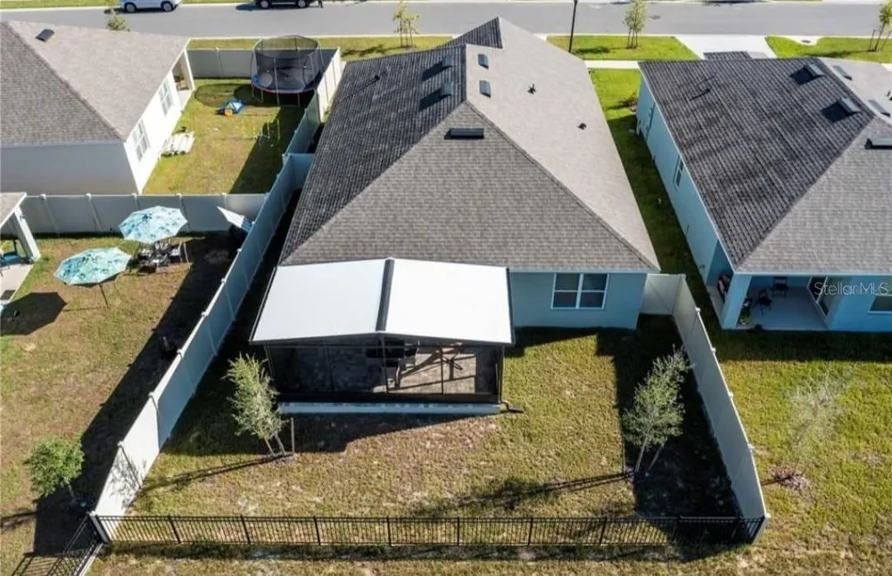 513 NICKEN GROVE Davenport, FL 33837