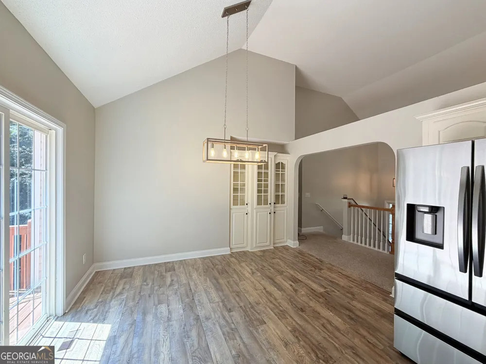 11 Woodvine CT White, GA 30184