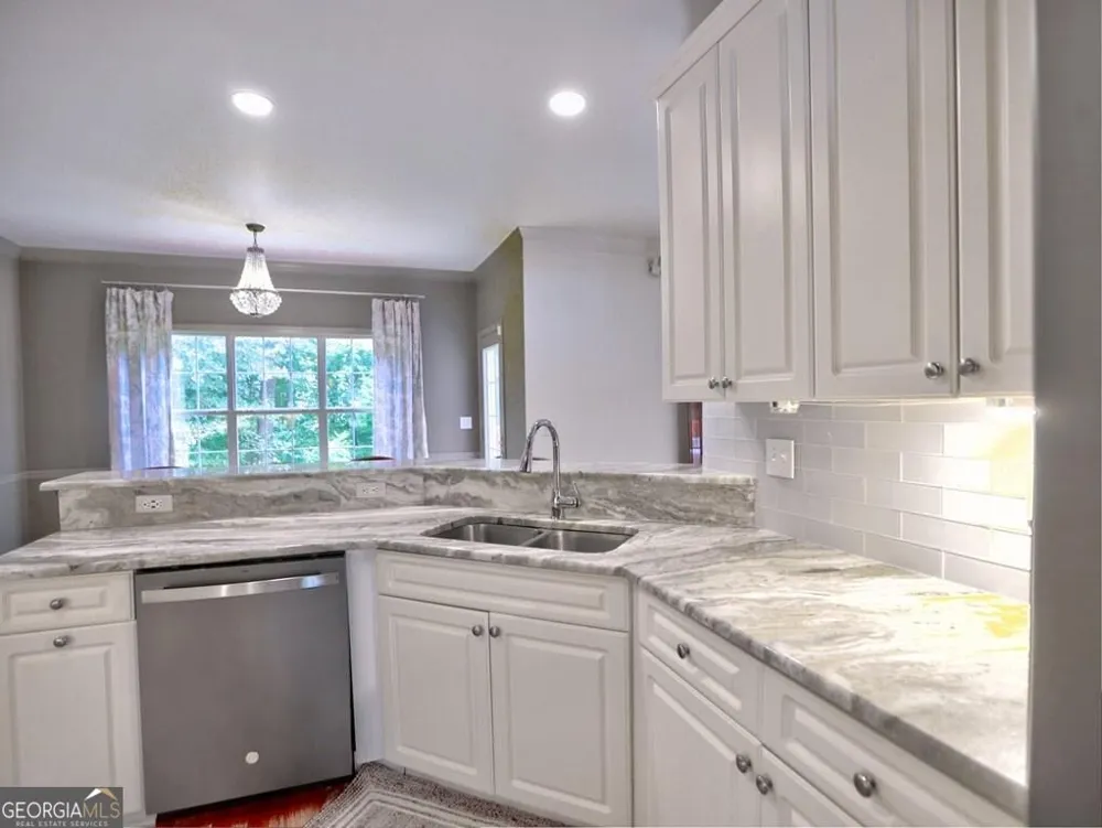 2818 Penncross DR SW Marietta, GA 30064