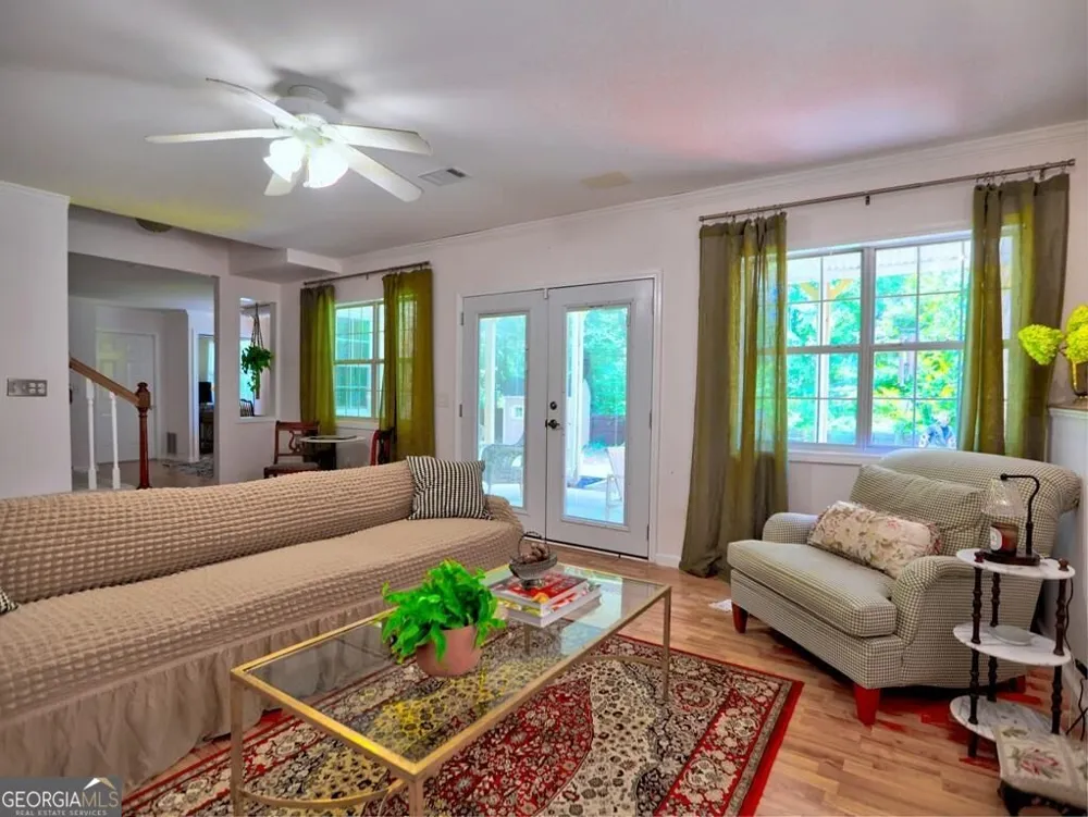 2818 Penncross DR SW Marietta, GA 30064