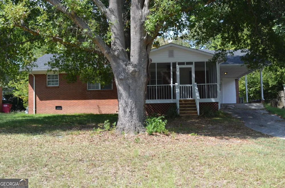 3557 Kenneth DR Macon, GA 31206