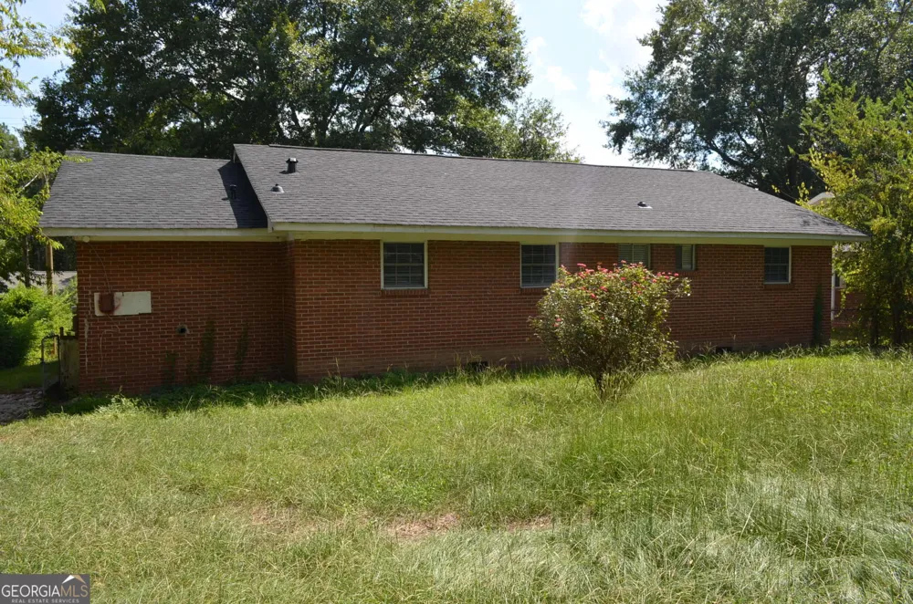 3557 Kenneth DR Macon, GA 31206