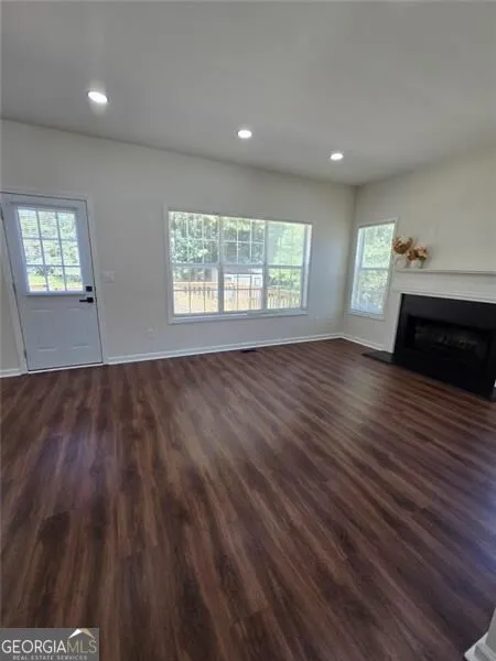 1744 Shirburn CIR Riverdale, GA 30296