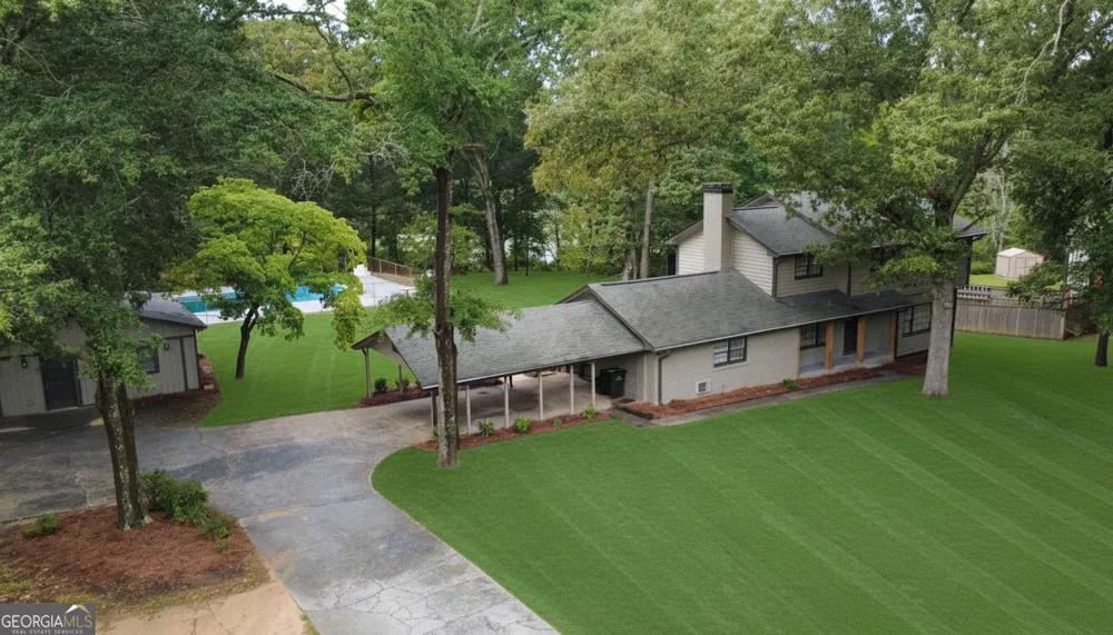 2541 Poplar ST Snellville, GA 30078