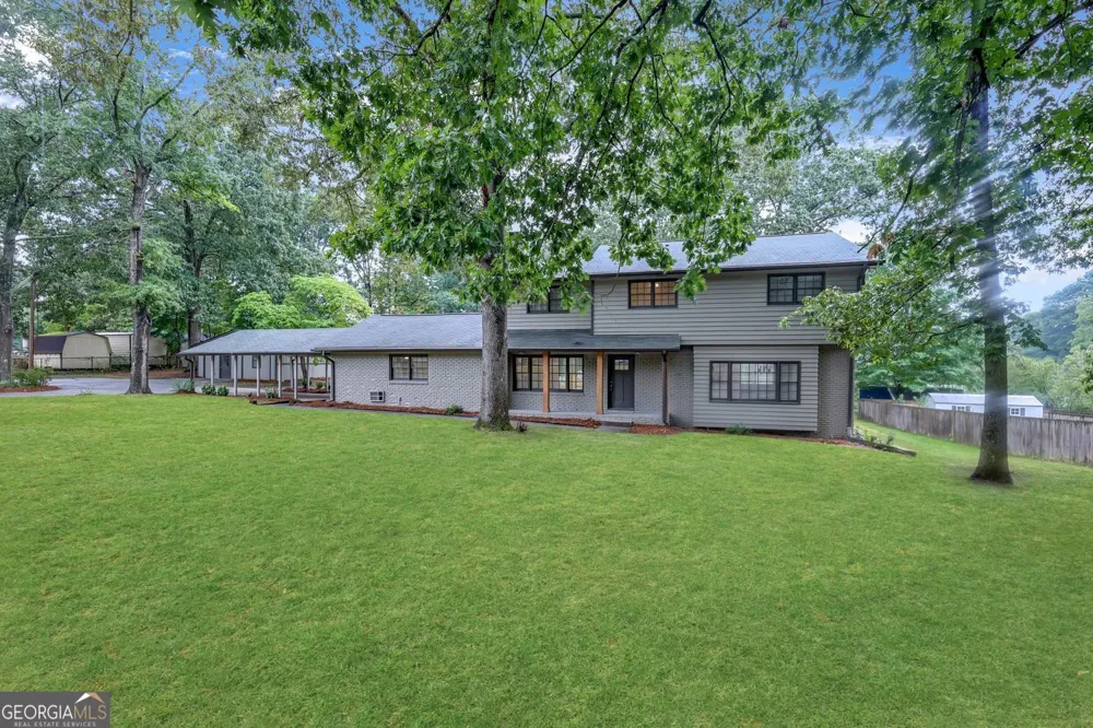 2541 Poplar ST Snellville, GA 30078