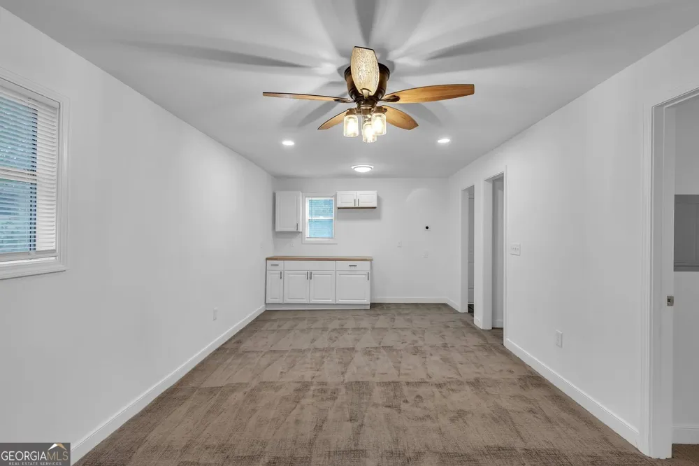 2541 Poplar ST Snellville, GA 30078