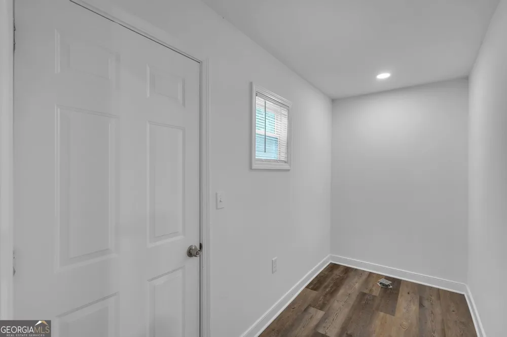 2541 Poplar ST Snellville, GA 30078