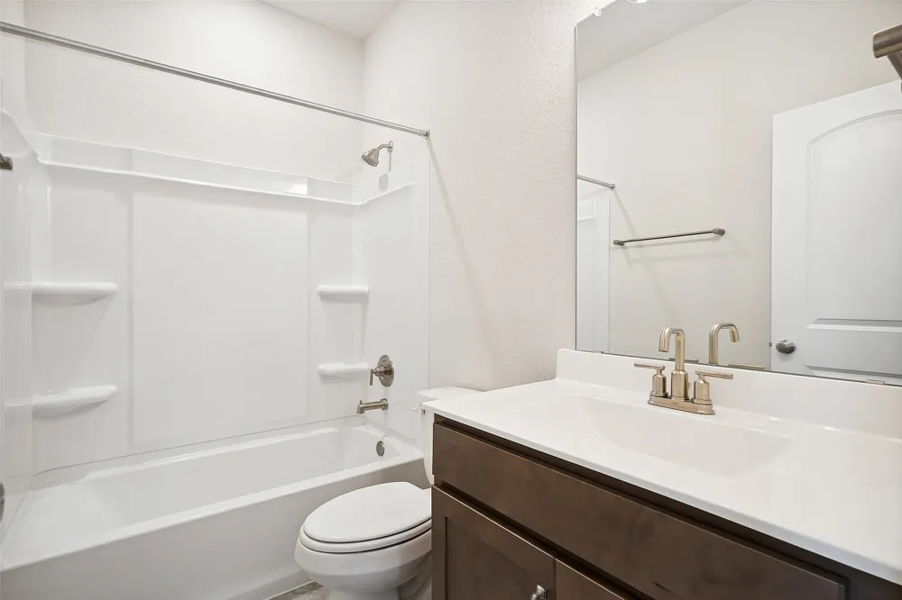 127 Arlington Park Loop Hutto, TX 78634