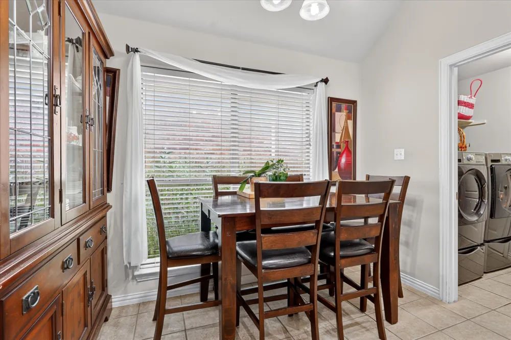 8955 River Falls Drive Fort Worth, TX 76118