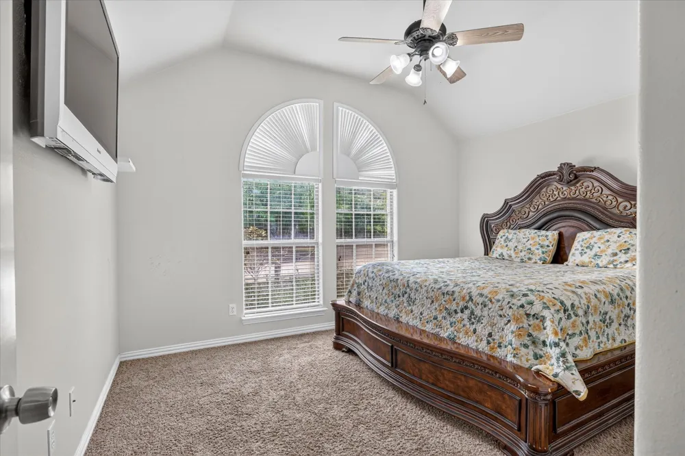 8955 River Falls Drive Fort Worth, TX 76118