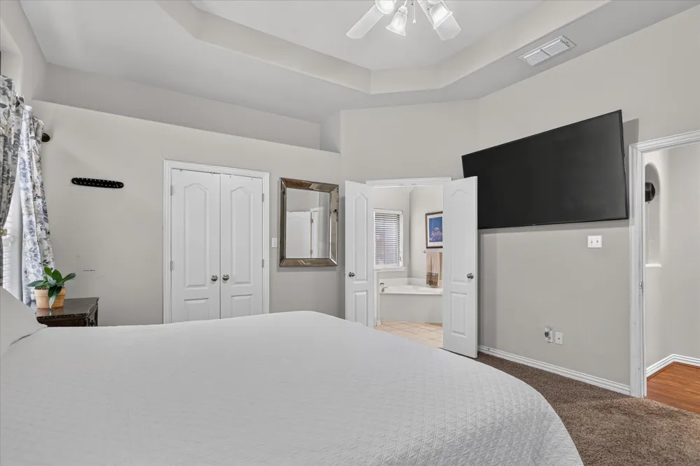 8955 River Falls Drive Fort Worth, TX 76118