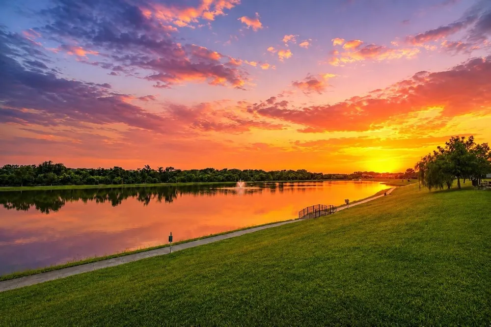 8955 River Falls Drive Fort Worth, TX 76118