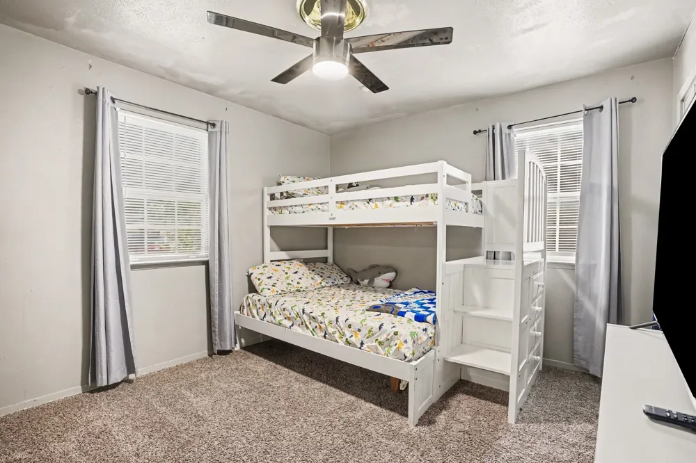 618 Thrush Avenue Duncanville, TX 75116