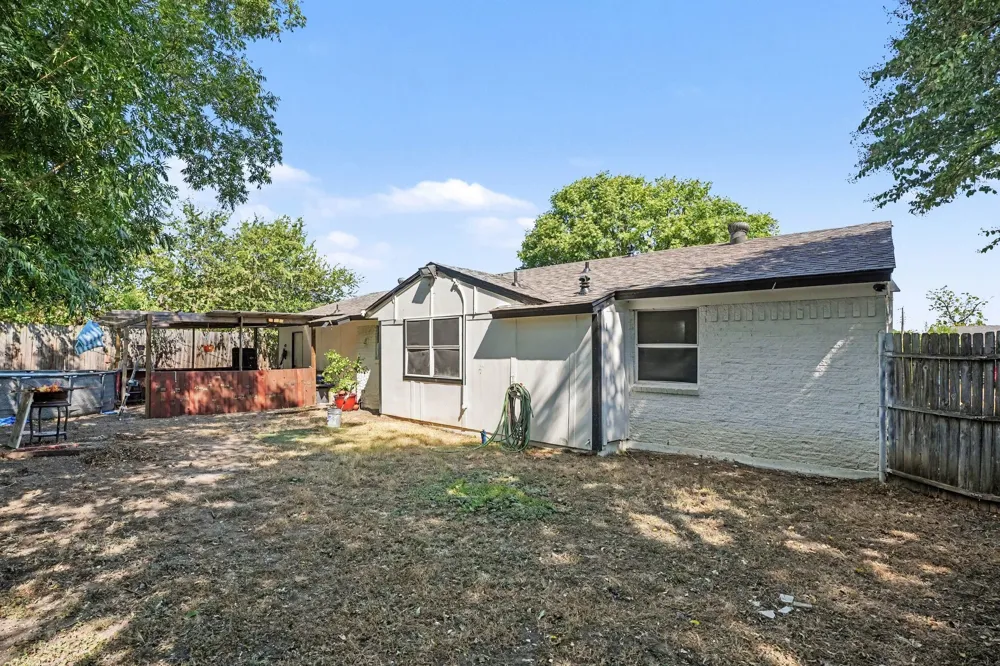 618 Thrush Avenue Duncanville, TX 75116