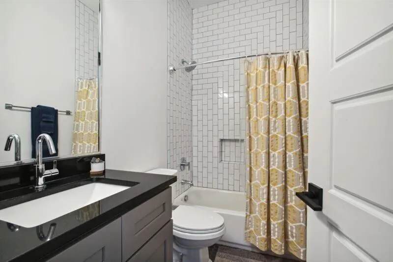 129 Holiday Avenue #B Atlanta, GA 30307
