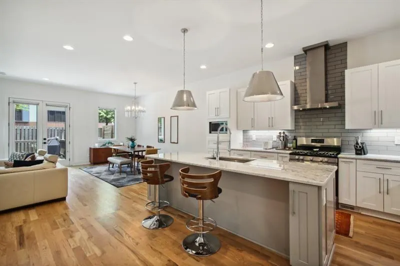 129 Holiday Avenue #B Atlanta, GA 30307