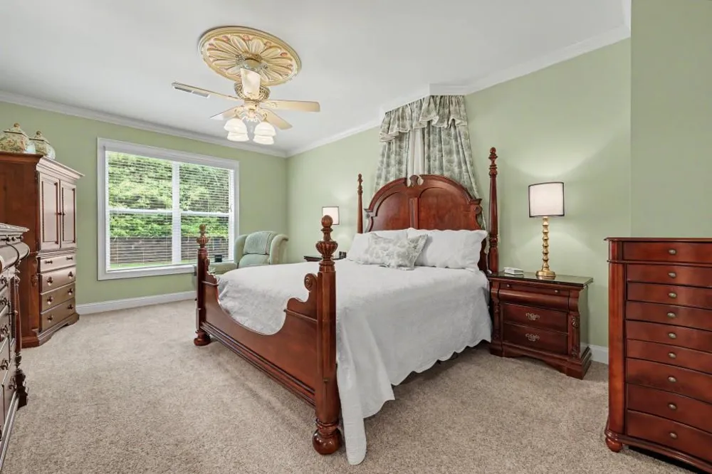 272 Glen Lake Drive Hoschton, GA 30548