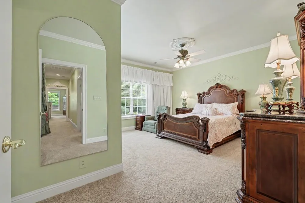 272 Glen Lake Drive Hoschton, GA 30548