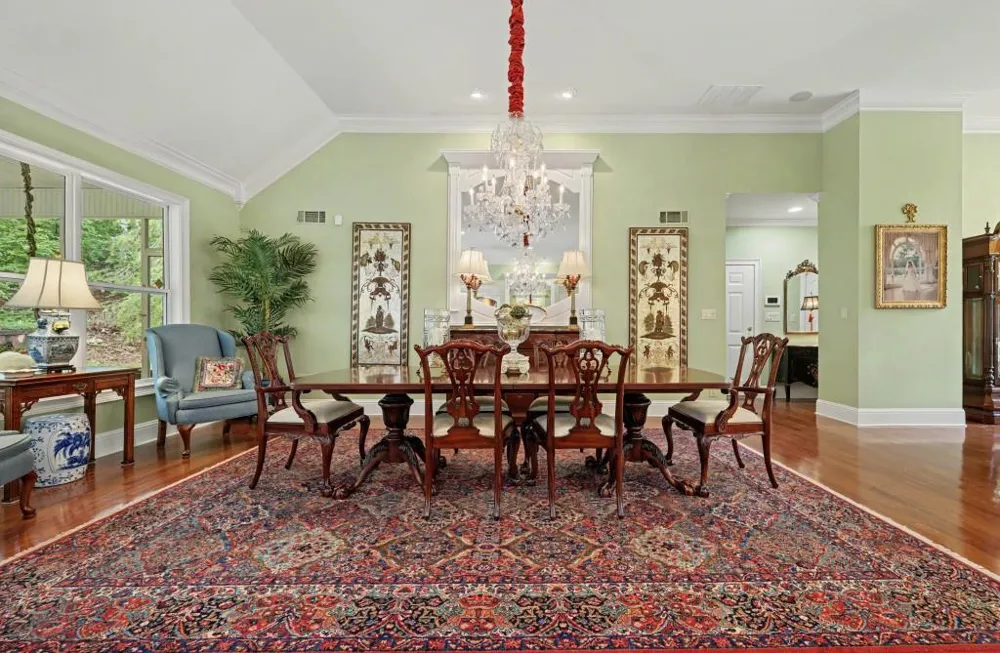 272 Glen Lake Drive Hoschton, GA 30548