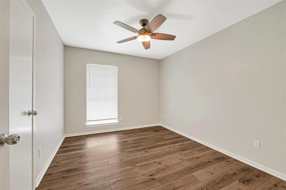522 Country Lane League City, TX 77573