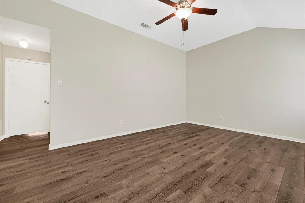 522 Country Lane League City, TX 77573