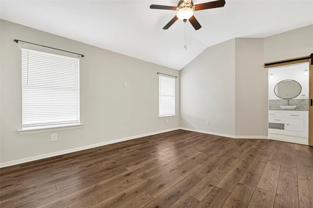 522 Country Lane League City, TX 77573