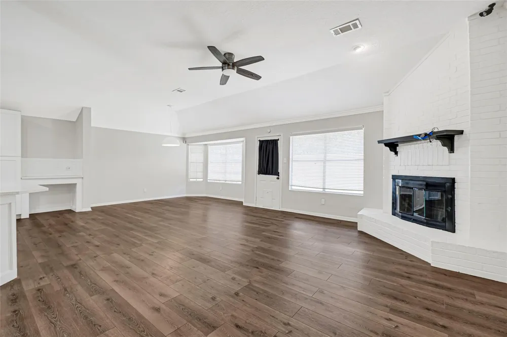 522 Country Lane League City, TX 77573