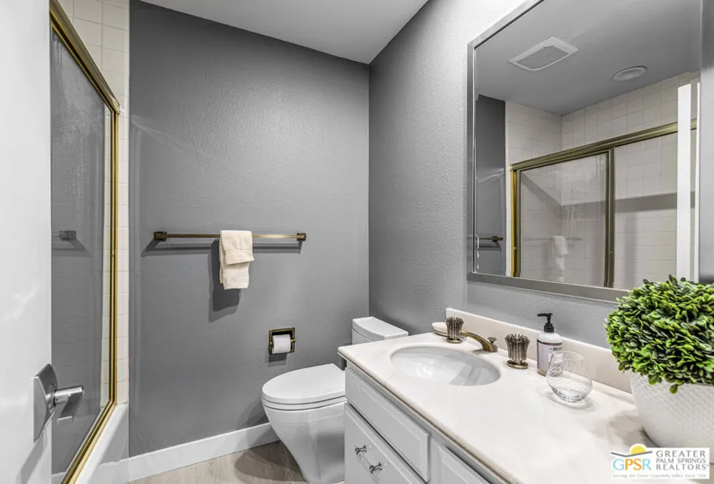 3600 E Bogert Trail #B Palm Springs, CA 92264